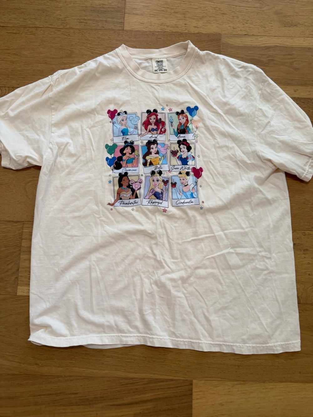 Disney Princess Comfort Colors Women’s Graphic Tee XXL Like New